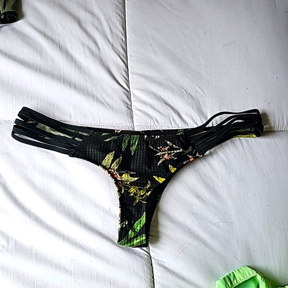 Body Glove Runch Butt Bikini Bottom